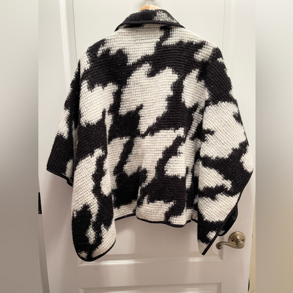 French Connection Sweater - Picture 2 of 3